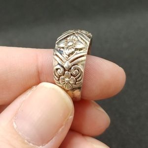 ✨️Cottagecore✨️ Silver Floral Ring